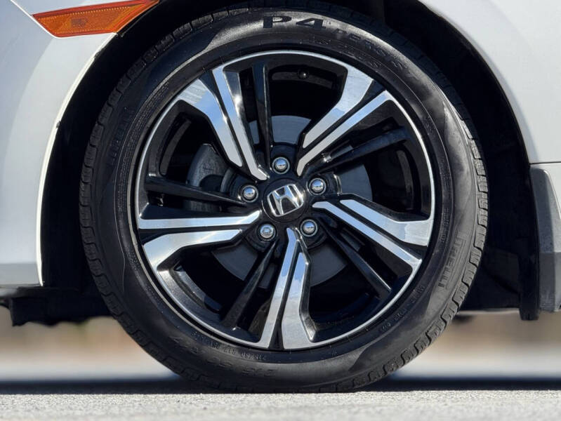 2017 Honda Civic Touring