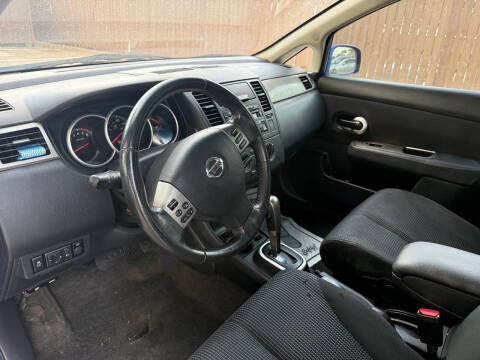 2010 Nissan Versa 1.8 S
