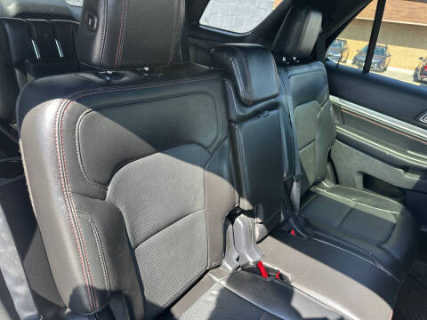 2016 Ford Explorer Sport