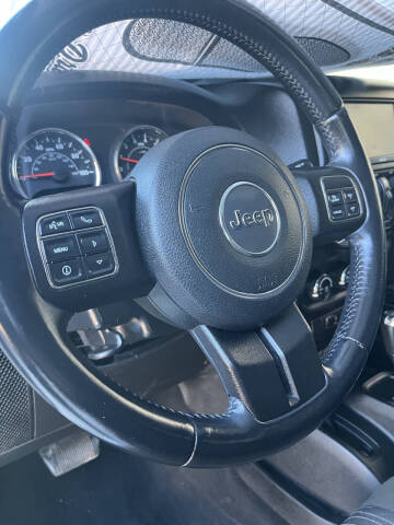 2012 Jeep Wrangler Unlimited Sahara