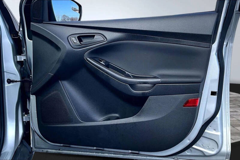 2017 Ford Focus S