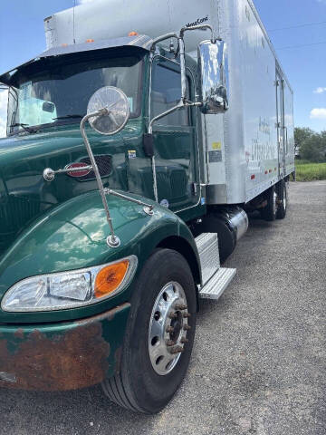 2018 Peterbilt 348