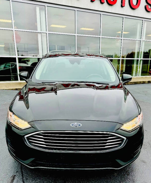 2020 Ford Fusion SE photo 5