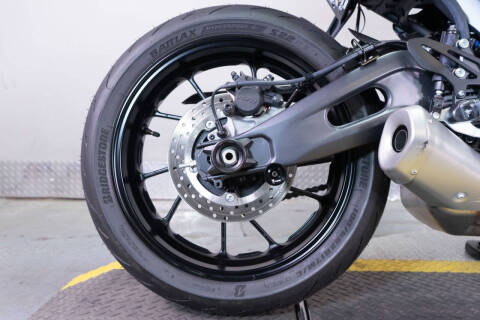 2025 Yamaha YZF-R7