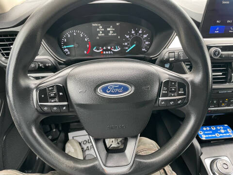2020 Ford Escape SE