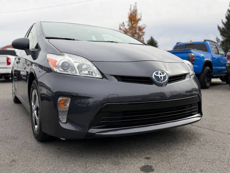 2012 Toyota Prius Two