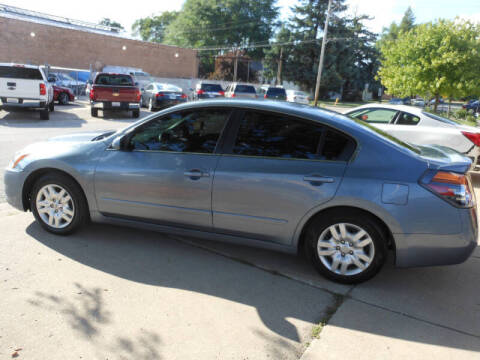 2010 Nissan Altima for sale at Grand River Auto Sales in River Grove IL