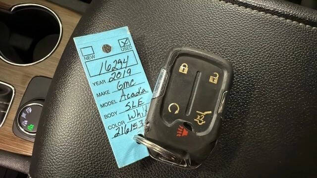 2019 GMC Acadia SLE-2