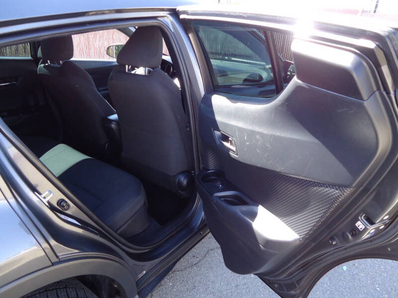 2018 Toyota C-HR XLE Premium