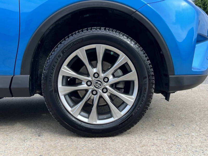 2016 Toyota RAV4 Hybrid Limited