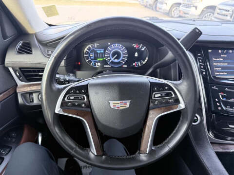 2017 Cadillac Escalade ESV Luxury