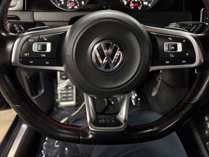 2015 Volkswagen Golf GTI S