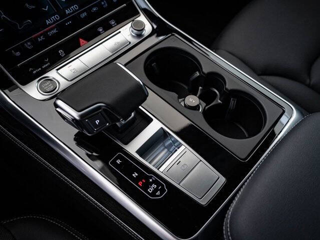 2026 Audi Q8 quattro Premium Plus 55 TFSI