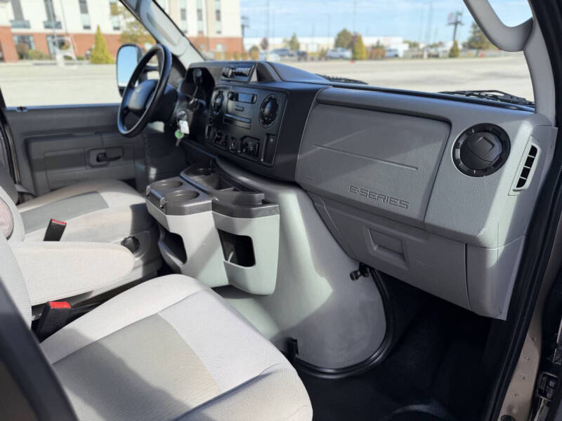 2019 Ford E-Series E-350 SD