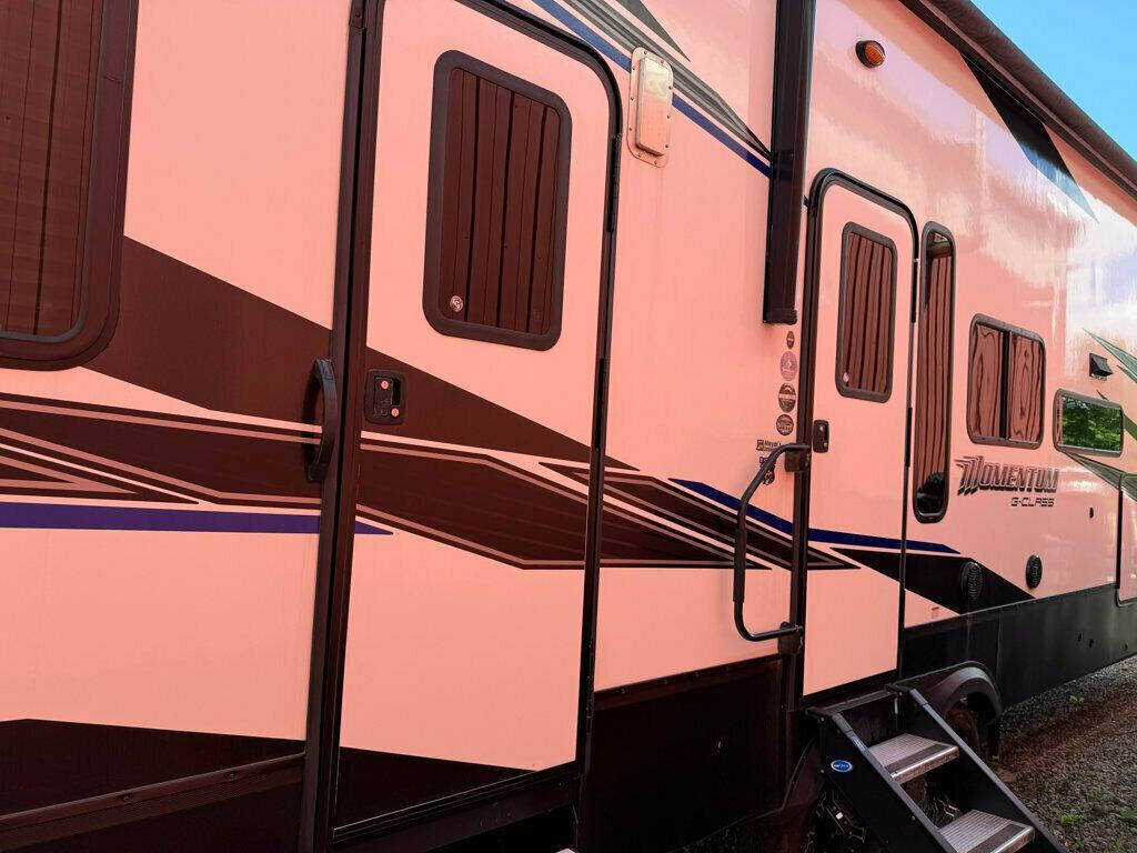 2020 Grand Design RV Momentum 6