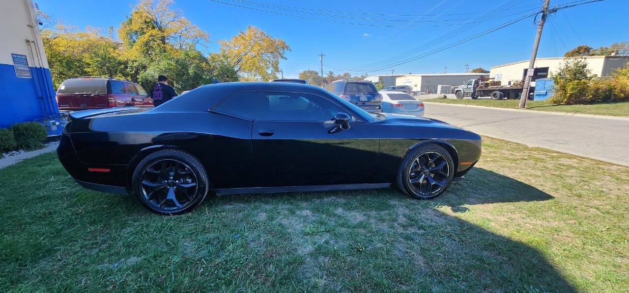 2015 Dodge Challenger for sale at URIEL's AUTOMOTIVE LLC in Middletown, OH