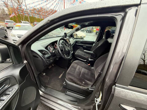 2014 Dodge Grand Caravan SE