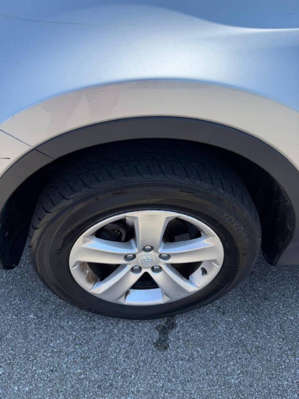 2013 Toyota RAV4 XLE