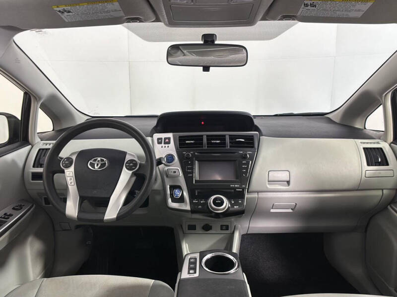 2014 Toyota Prius v Three