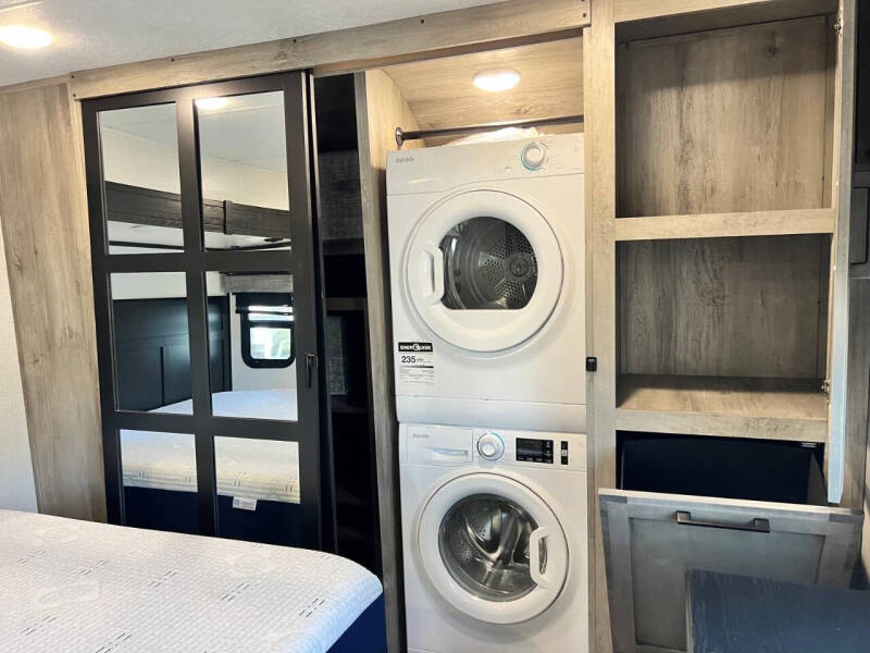 2023 KZ RV Durango