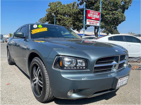 2006 Dodge Charger for sale at MERCED AUTO WORLD in Merced CA
