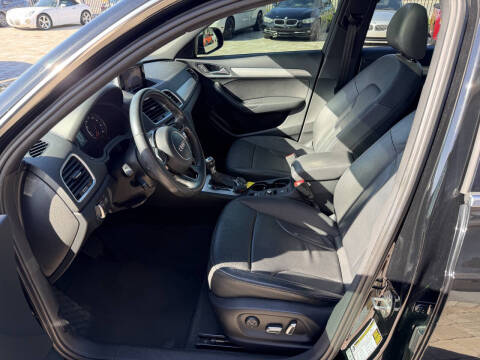 2017 Audi Q3 2.0T Premium Plus