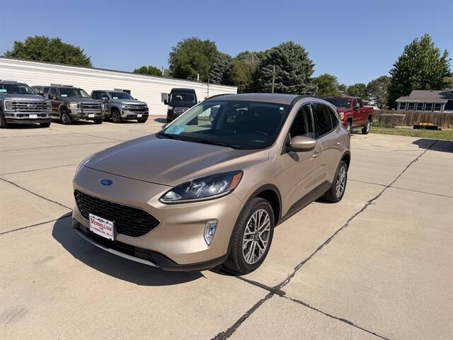 2020 Ford Escape SEL