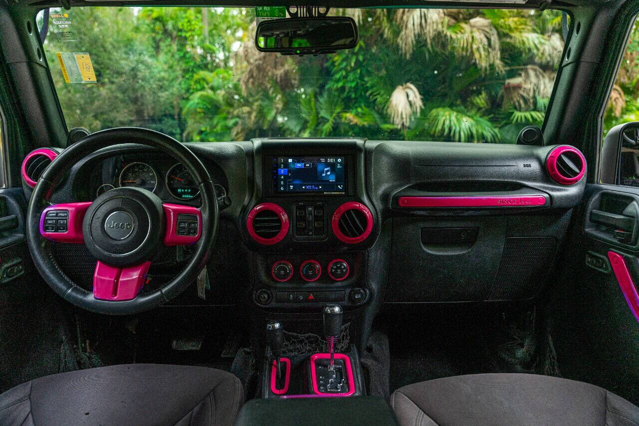 2015 JEEP Wrangler SUV / Crossover - $25,999