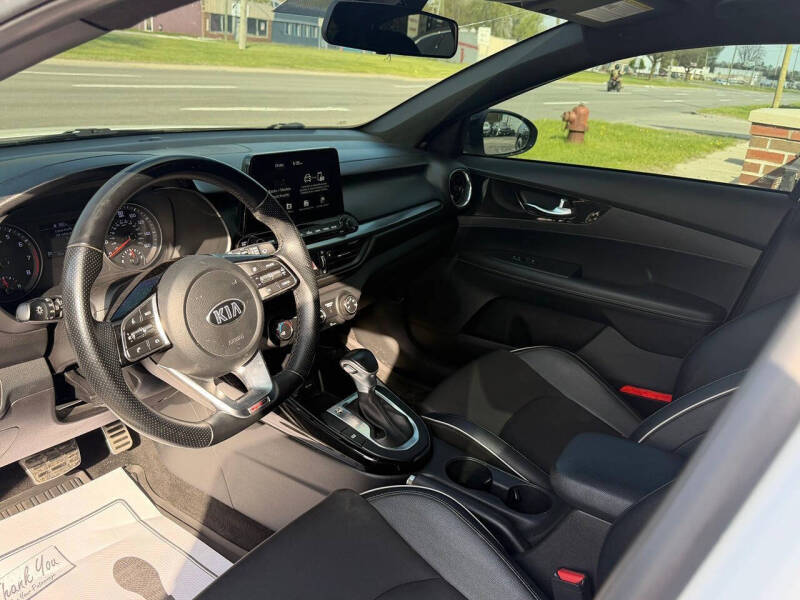 2021 Kia Forte GT Line