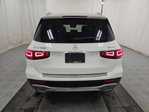 2022 Mercedes-Benz GLB GLB 250 4MATIC