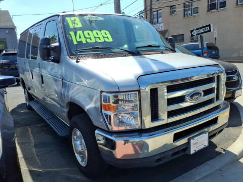 2013 Ford E-Series