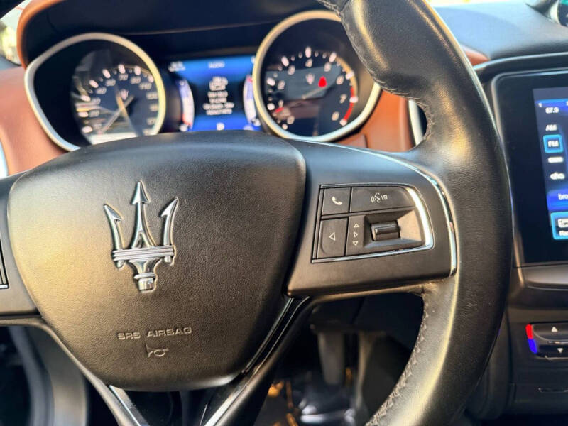 2017 Maserati Ghibli