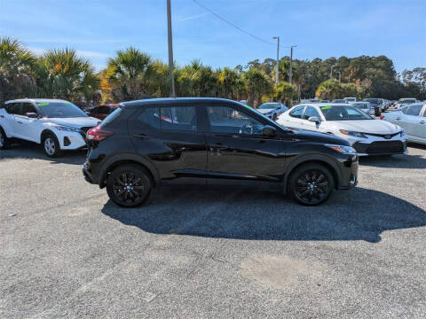 2023 Nissan Kicks S