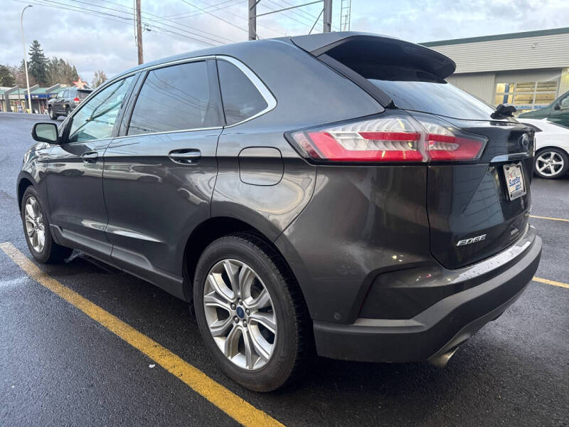 2019 Ford Edge Titanium