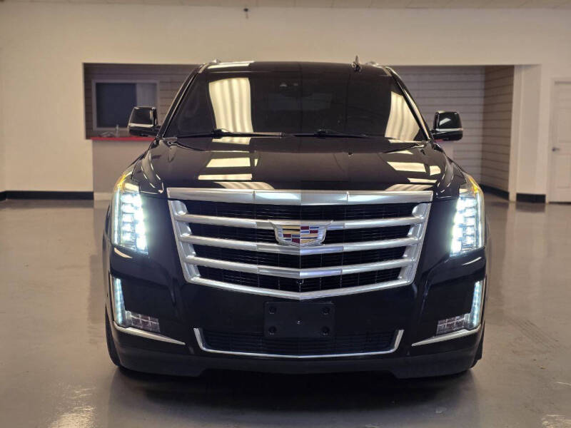 2020 Cadillac Escalade Luxury