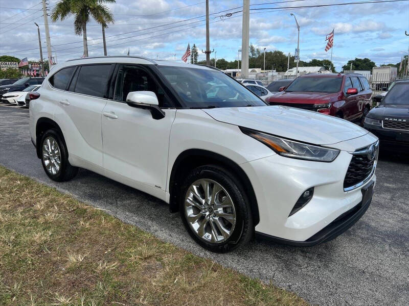 2023 Toyota Highlander Hybrid Limited