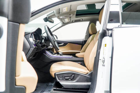 2021 Audi Q8 quattro Prestige 55 TFSI