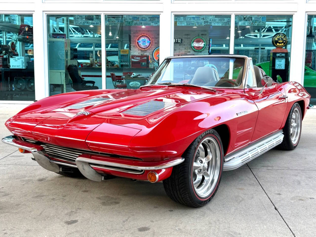 1963 Chevrolet Corvette 1