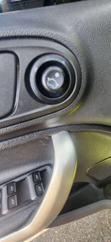 2011 Ford Fiesta SES