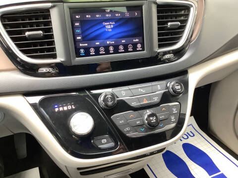 2019 Chrysler Pacifica Touring L