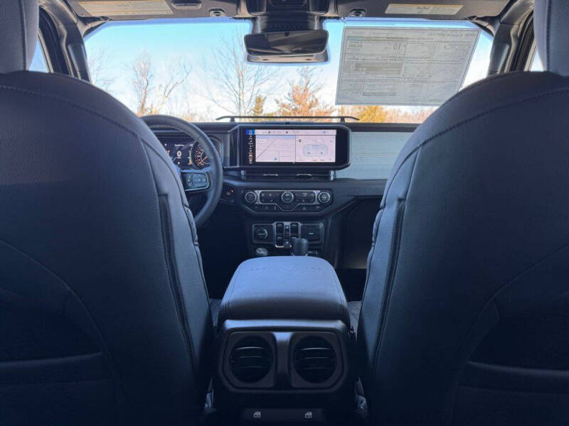 2026 Jeep Gladiator Sport S
