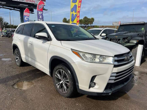 2018 Toyota Highlander LE Plus