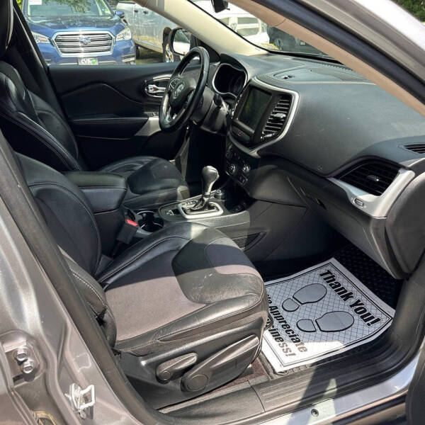 2018 Jeep Cherokee Latitude Plus