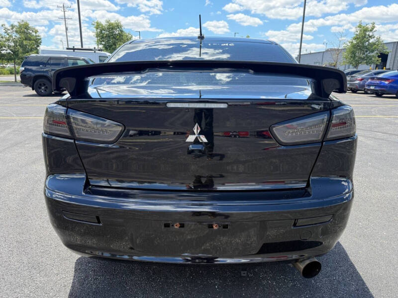 2017 Mitsubishi Lancer LE