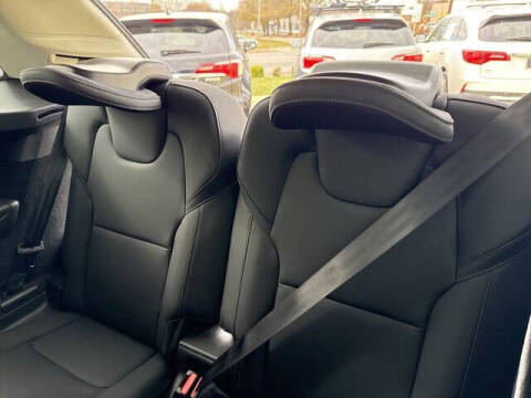 2025 Volvo XC90 B6 Plus Bright Theme 7P