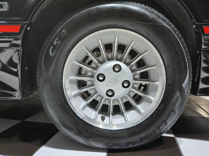 1987 Ford Mustang GT