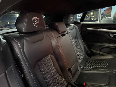 2020 Lamborghini Urus