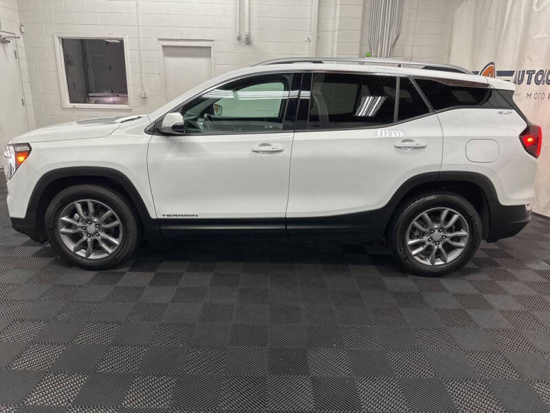 2022 GMC Terrain SLT