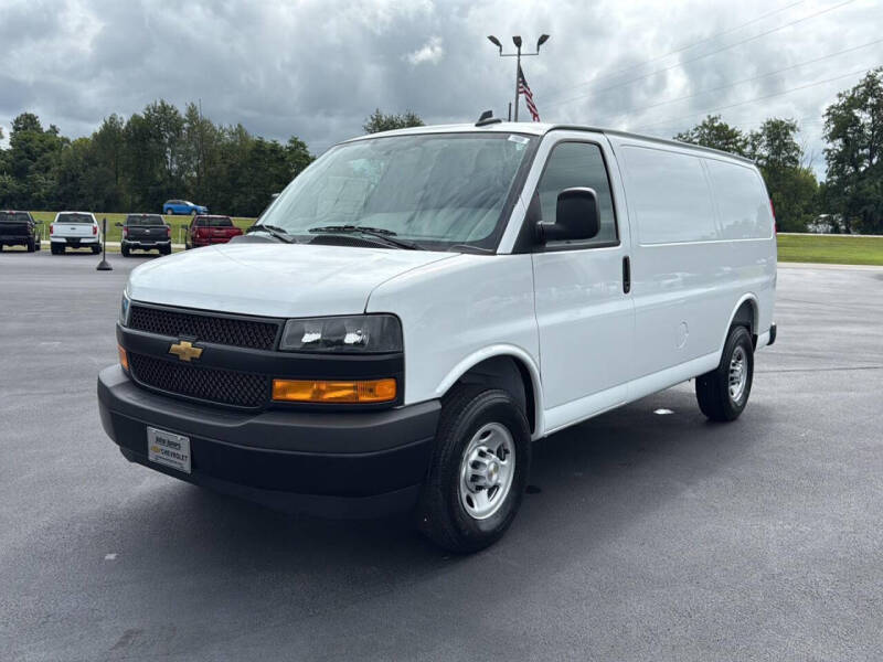 2025 Chevrolet Express 2500