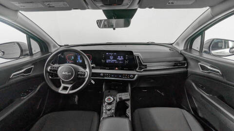 2023 Kia Sportage Hybrid LX